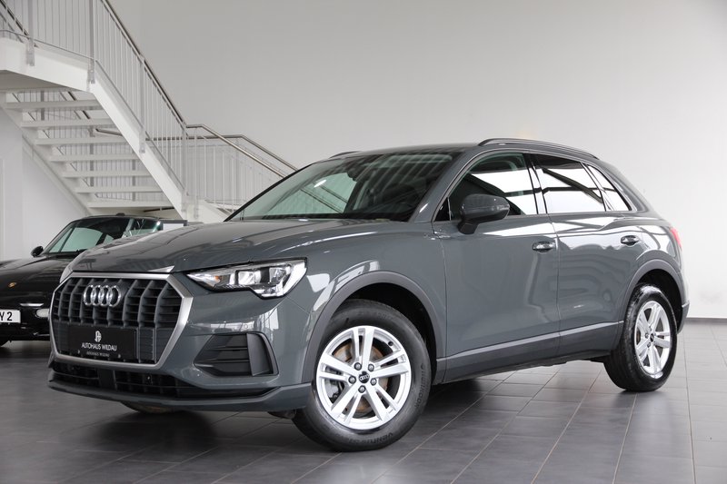 Audi Q3 35 TDI basis  VIRTUAL AUT NAV
