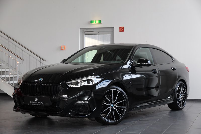 BMW 218 i M Sport  AHK