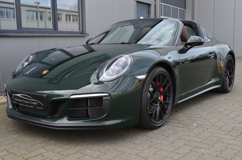 Porsche 991 Targa 4 GTS  PTS BREWSTER GREEN 1Hd LED BOSE