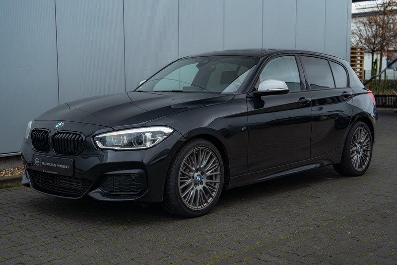 BMW M135i xDrive  Panorama Rückfahkamera BMW SH