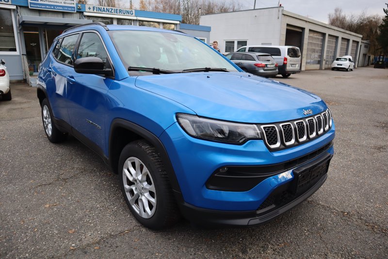 Jeep Compass Longitude FWD Autom. MOTORSCHADEN.  Kamera. Navi. Klima. Alu.