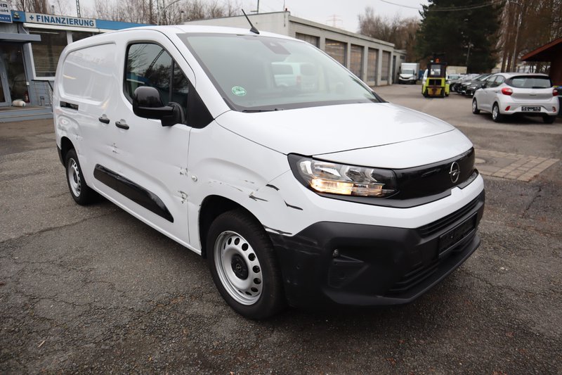 Opel Combo E Cargo1.5 D erhöhte Nutzlast Kamera. Navi. Klima. PDC. Tempomat.