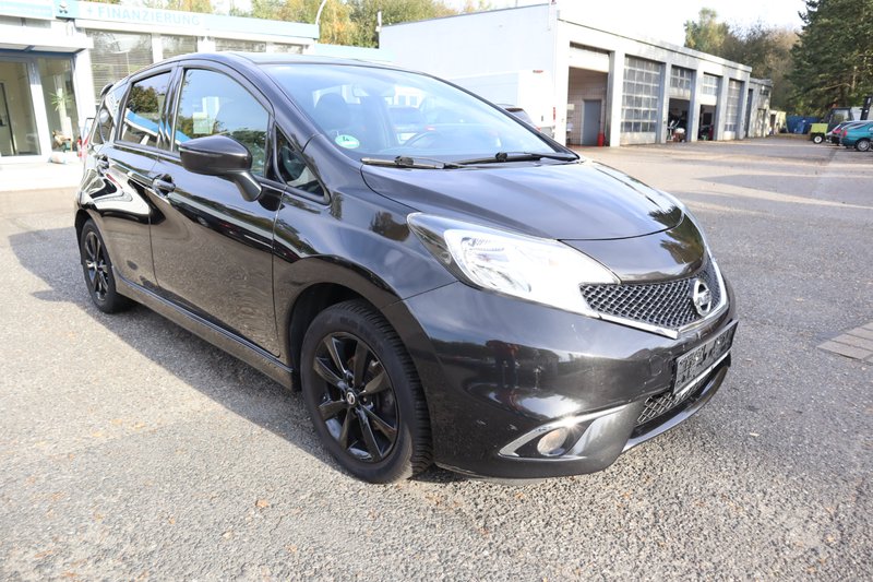 Nissan Note 1.2 i Black Edition Navi. Klimaaut. Alu. SHZ. Tempomat.