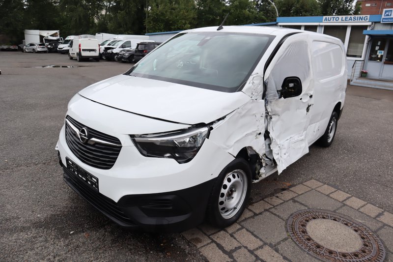 Opel Combo E Cargo 1.5 D Edition XL erhöhte Nutzlast Klimaaut. Navi. SHZ. PDC.