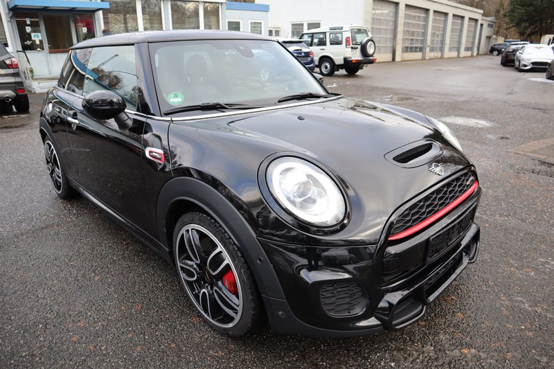 MINI Mini 3-trg. John Cooper Works Autom. Kamera. Navi. Pano. Leder. SHZ. PDC. LED.