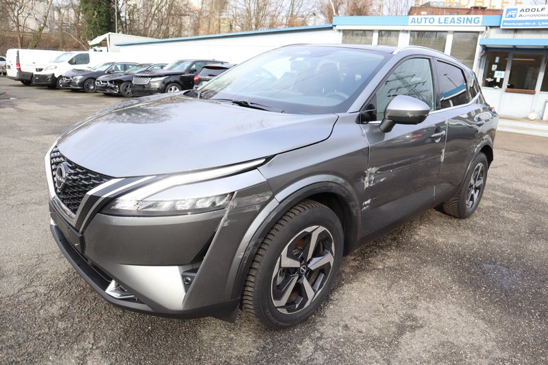 Nissan Qashqai 1.3i N-Connecta Kamera. Navi. Pano. SHZ. PDC. Klimaaut. Alu.