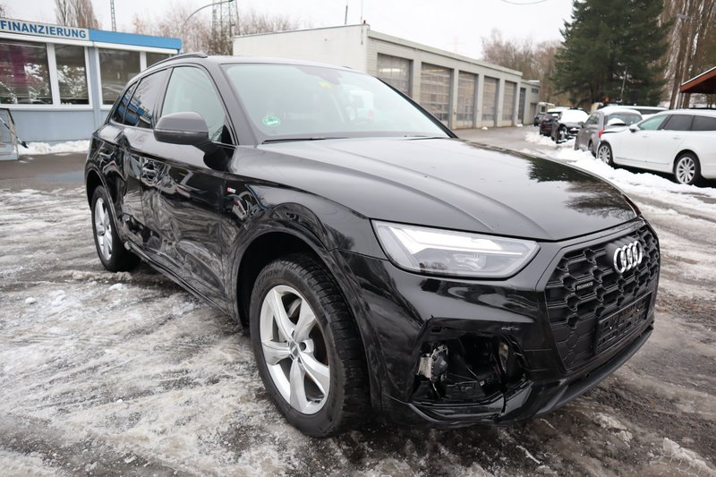 Audi Q5 45 TFSI quattro S line Autom. Kamera. Navi. Leder. Pano. AHK. SHZ. PDC.