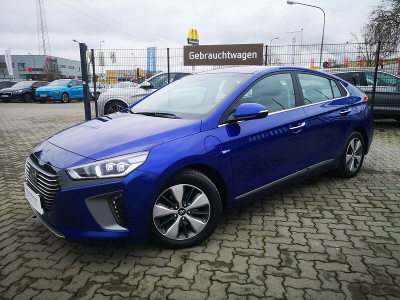Hyundai IONIQ Style Plug-In*Navi*LED*8fach*Garantie