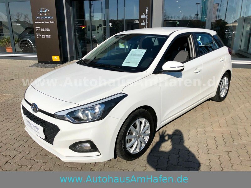 Hyundai i20 Select*Funktionspaket*8fach*Checkheft*