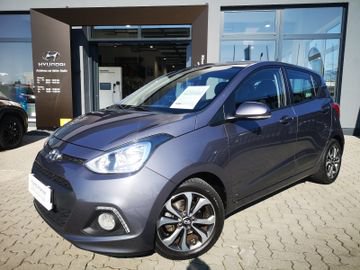 Hyundai i10  YES! 1.2 Navi PDC Sitzheizung Allwetter 1.Hd