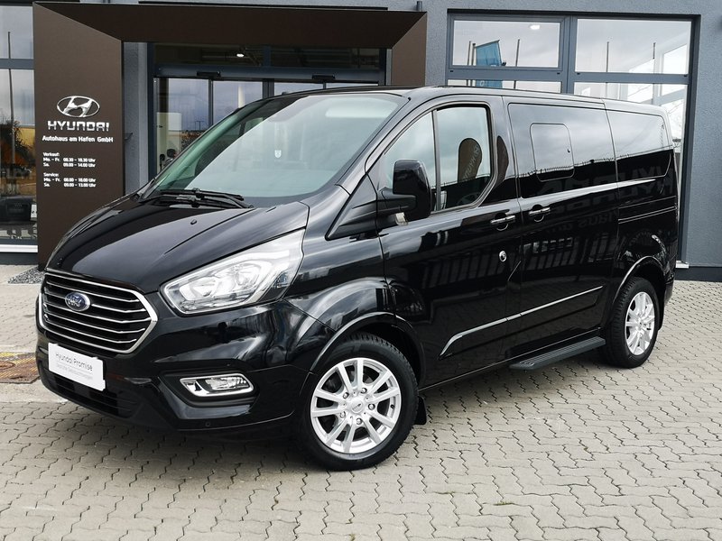 Ford Titanium Tourneo Custom