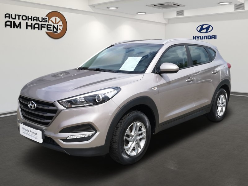 Hyundai TUCSON blue Classic 2WD 1.Hand Navi AHK Garantie Sitzheizung