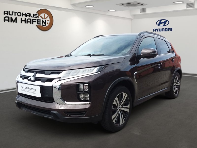 Mitsubishi ASX Intro Edition+ 4WD 8-fach Navi Garantie LED Teilleder