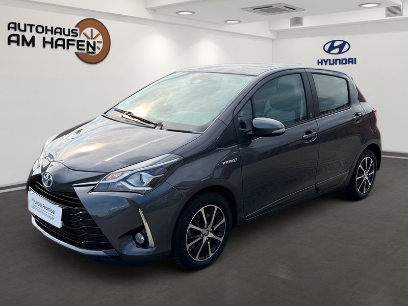 Toyota Yaris Hybrid Team D
