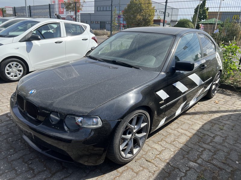 BMW 316ti