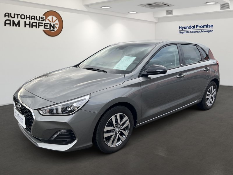 Hyundai i30 YES! Navi Garantie 8-fach TÜV 07/2024