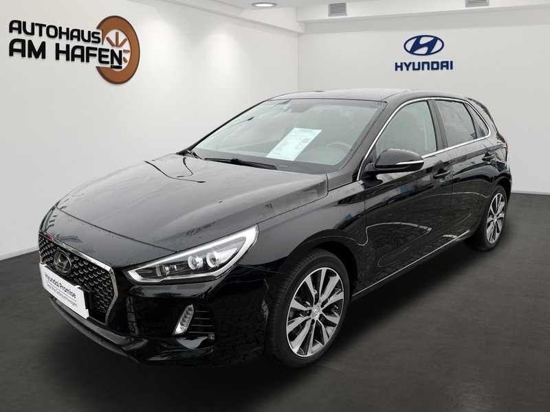 Hyundai i30 Intro Navigation 1.Hand Checkheft 8fach