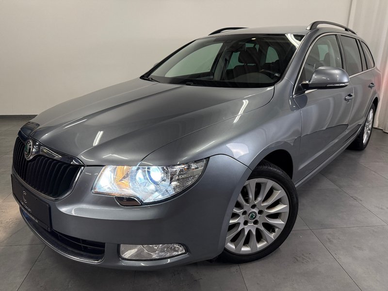 Skoda Superb Combi Exclusive 2.0 TDI MEMORY DAB XENON