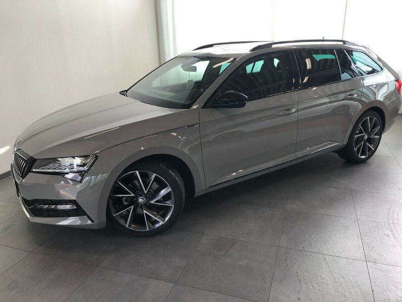 Skoda Superb 2.0 TDI DSG SportLine Combi MATRIX LED FL