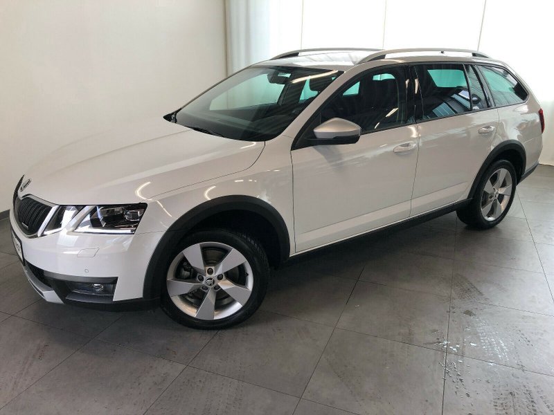 Skoda Octavia 2.0 TDI 135kW DSG 4x4 Scout NAVI AHK LED