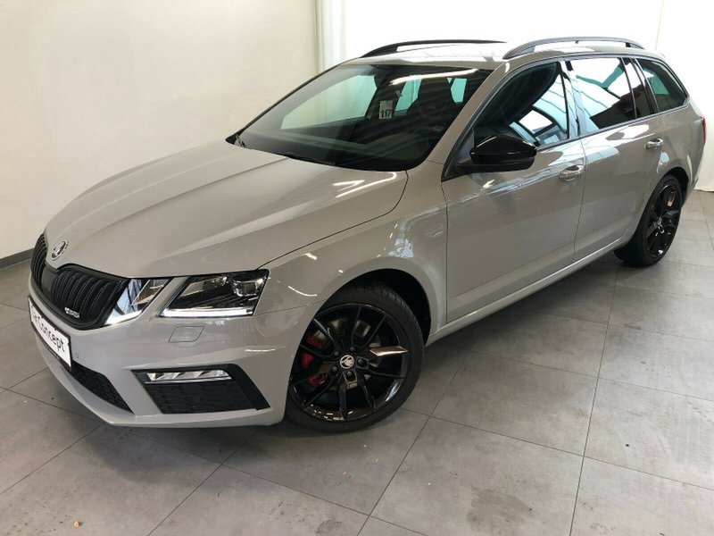 Skoda Octavia Combi 2.0 TDI DSG RS 18" STAHLGRAU