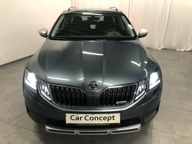 Skoda Octavia 2.0 TDI 135kW DSG 4x4 Scout NAVI AHK LED