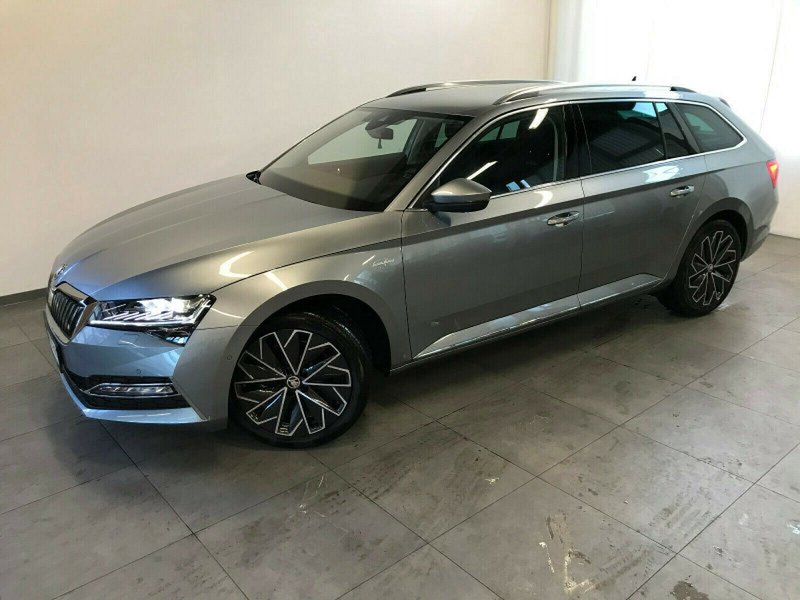 Skoda Superb Combi L&K iV 360° 5 JAHRE GARANTIE SOFORT