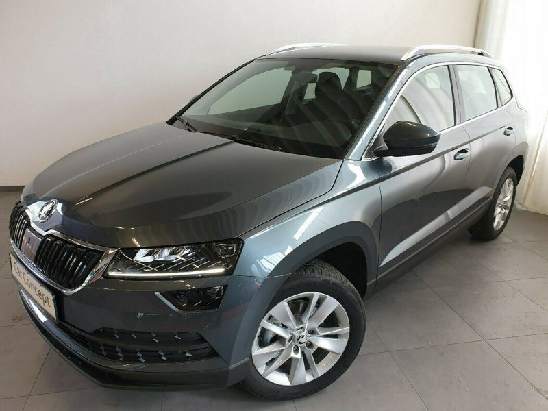Skoda Karoq 1.5 TSI ACT DSG STYLE NAVI LED ACC 2xPDC