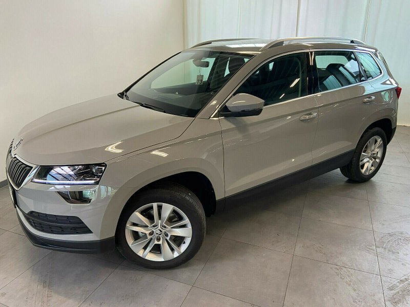 Skoda Karoq 1.5 TSI ACT DSG STYLE NAVI LED ACC 2xPDC
