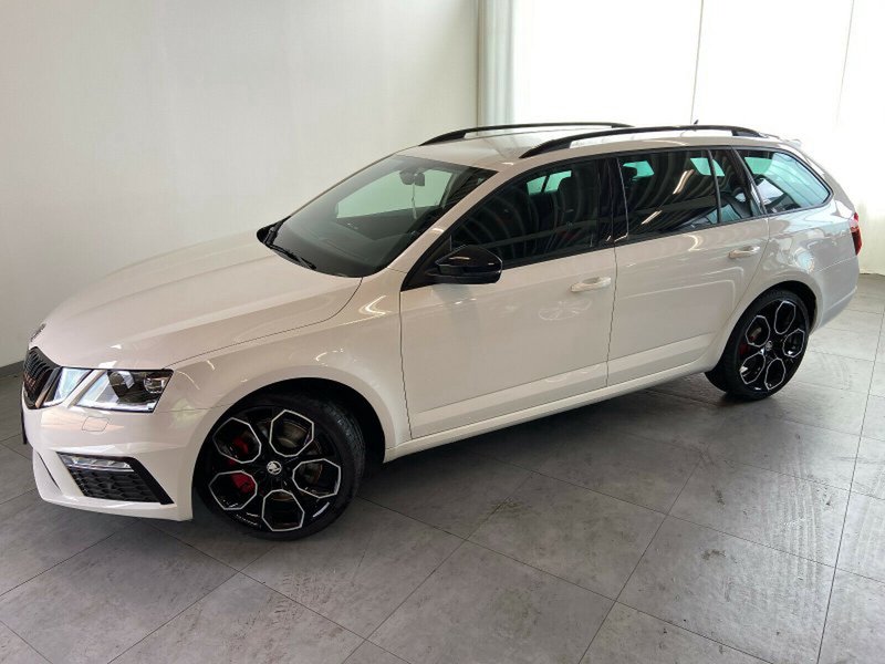 Skoda Octavia Combi 2.0 TSI DSG RS NAVI 19" ACC DAB