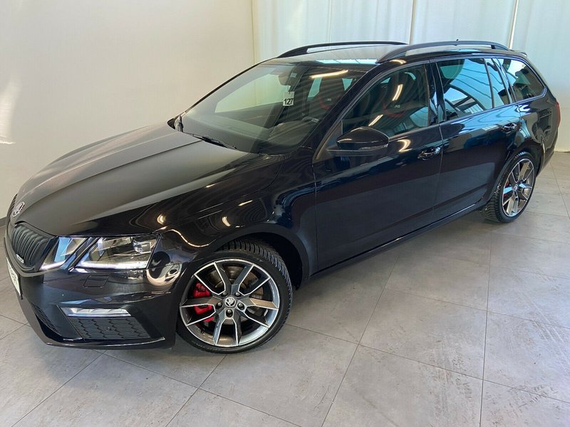 Skoda Octavia 2.0 TSI DSG RS NAVI 18" ACC VIRTUA