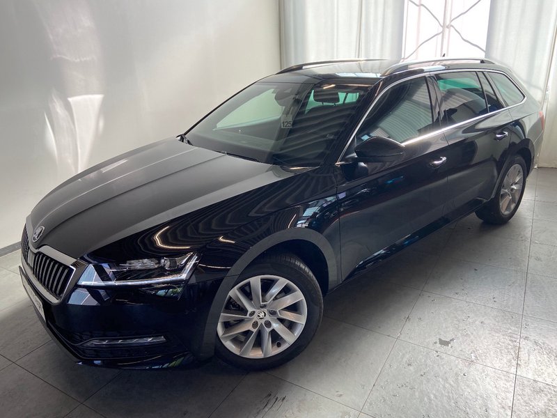 Skoda Superb Combi Ambition 1.5 TSI DSG MATRIX LED NAVI 17"