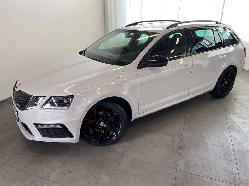 Skoda Octavia Combi RS 4x4 2.0 TDI DSG AHK NAVI 18"