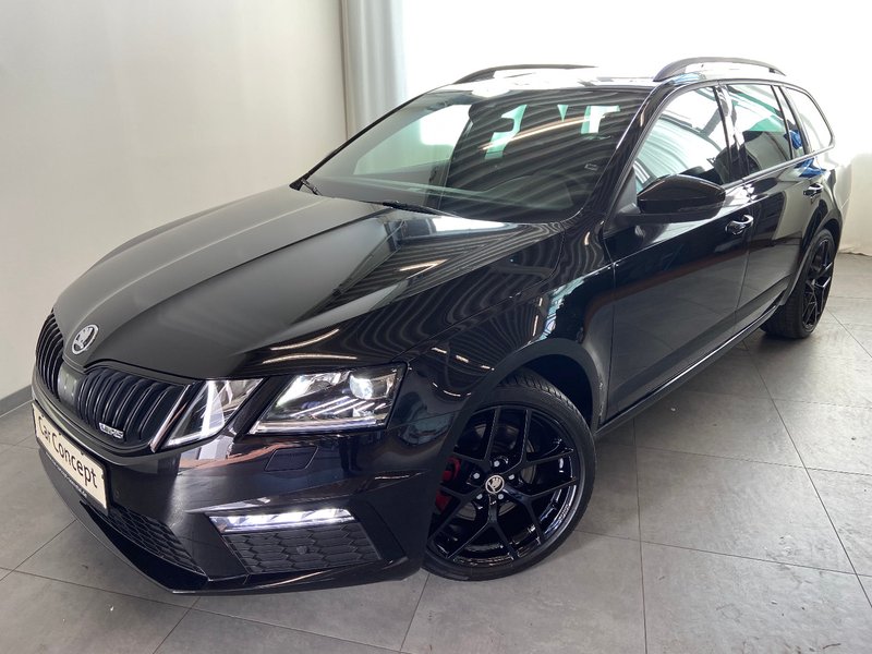 Skoda Octavia Combi 2.0 TDI RS 4x4 DSG PANO AHK KESSY