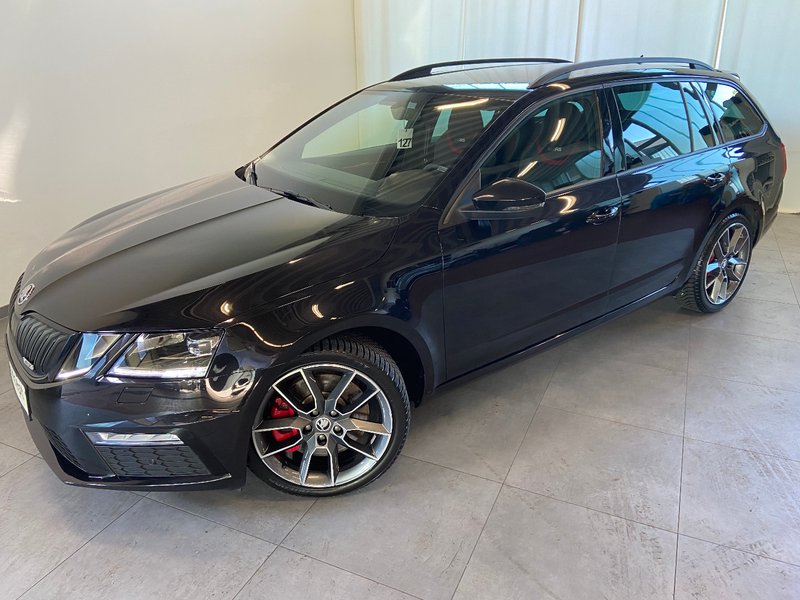 Skoda Octavia Combi 2.0 TSI DSG RS AHK NAVI 18" ACC VIRTUA