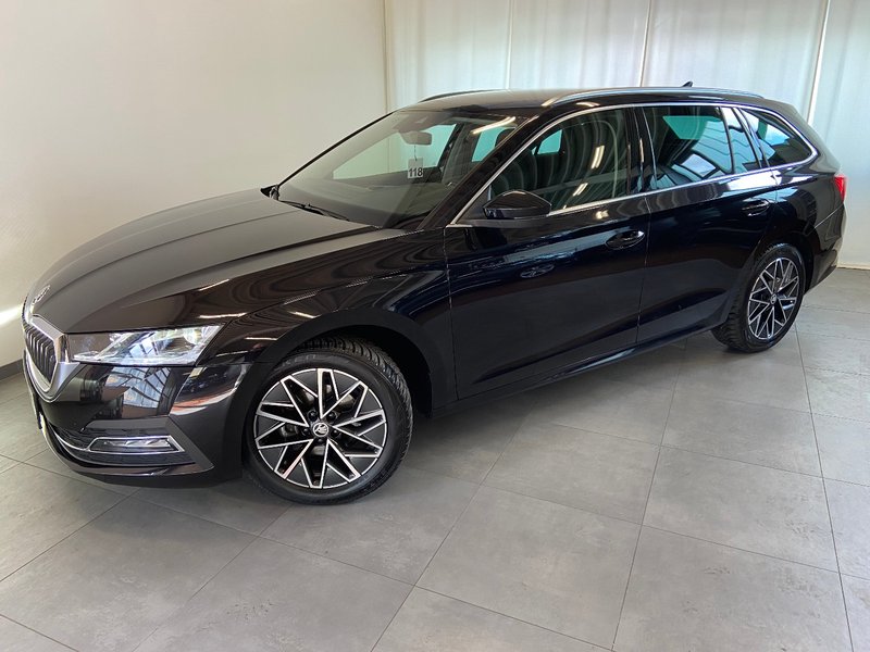 Skoda Octavia Combi  2.0 TDI DSG STYLE MATRIX AHK KAMERA