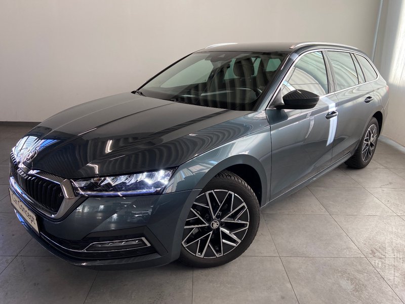 Skoda Octavia Combi Style 2.0 TDI DSG KAMERA KESSY AHK