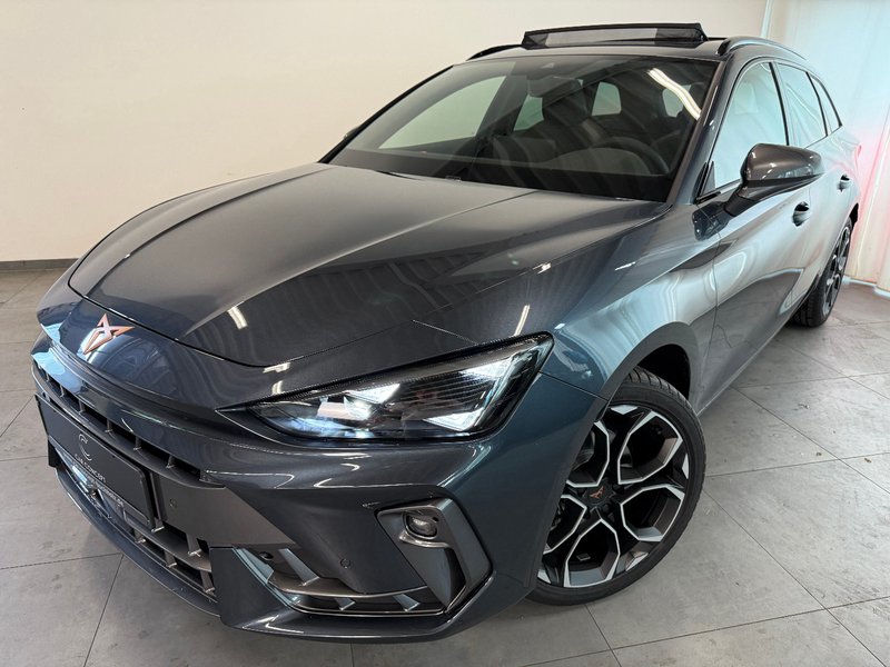 CUPRA Leon ST 1.5 eTSI DSG EDGE KEYLESS PANO KAMERA