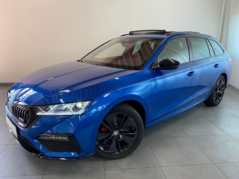 Skoda Octavia Combi RS 4x4 AHK PANO MATRIX 5J GARANTIE