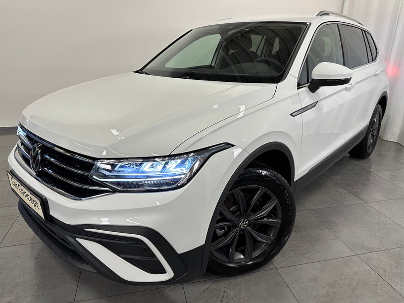 Volkswagen Tiguan Allspace TDI T-LEDER ACC KAMERA KESSY 18"