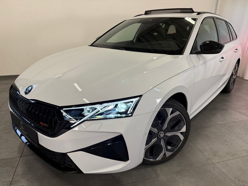 Skoda Octavia Combi 2.0 RS PANO HEAD UP 19"