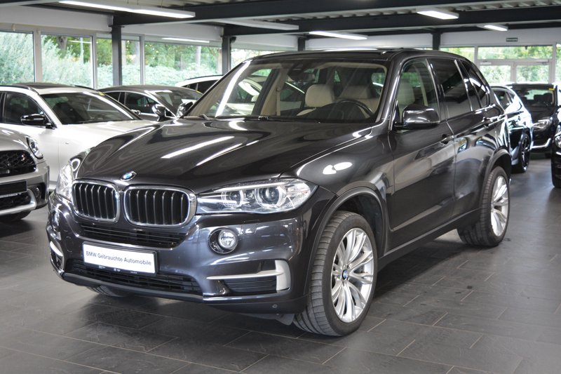 BMW X5 xDrive30d LEDER/ADAPT. FAHRWERK VERKAUF NUR AN GEWERBE