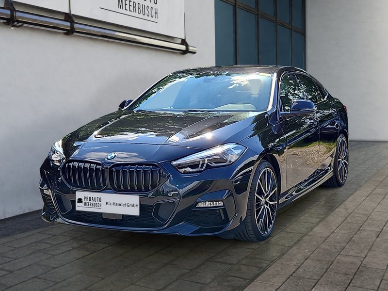 BMW 218i Gran Coupé M SPORT HIFI/KAMERA/PANORAMA/19''