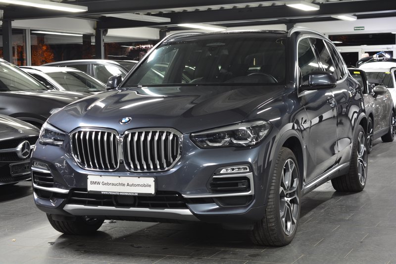 BMW X5 xDrive 30 d xLine UVP: 108.133,45€ MASSAGE