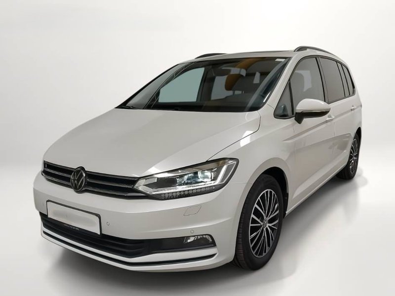 Volkswagen Touran Comfortline AHK/PANO/STNDHZNG/CARPLAY/DYN