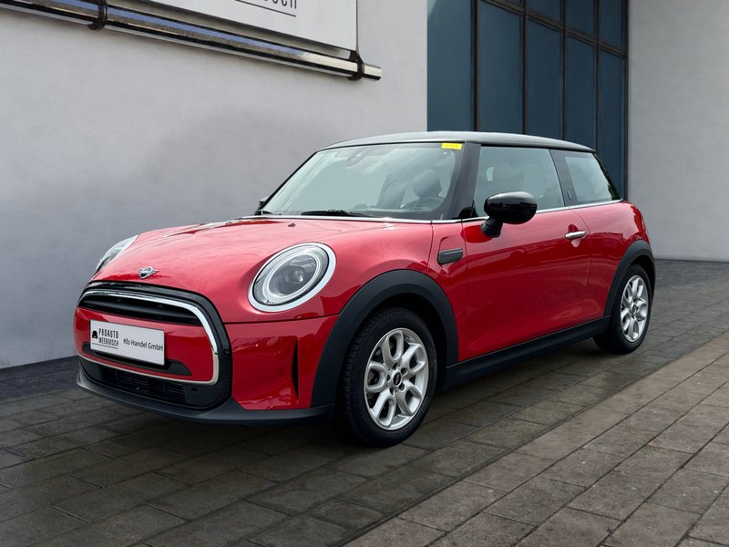 MINI COOPER NAVI+/PDC/KAMERA/KOMFORTZUG/DRIVINGASSIST
