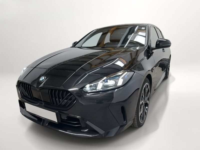 BMW 120i M Sport PRO PANO/HEADUP/MASSAGE/360°/H&K