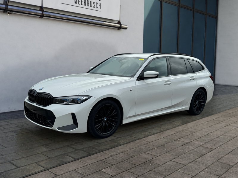 BMW 318i M Sport HEADUP/AHK/MEMORY/KAMERA/LEDADAPTIV/18''