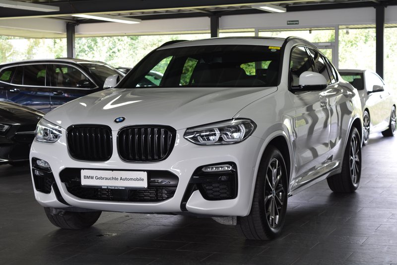 BMW X4 M40d ACC/AHK/HEAD-UP/PANORAMA