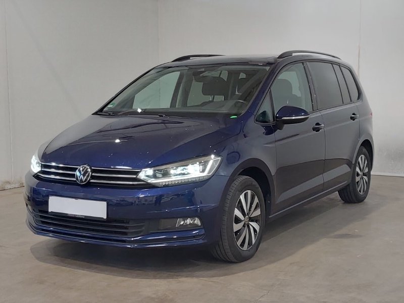 Volkswagen Touran Comfortline ADAPTLED/PANO/STNDHZNG/RFK/ACC